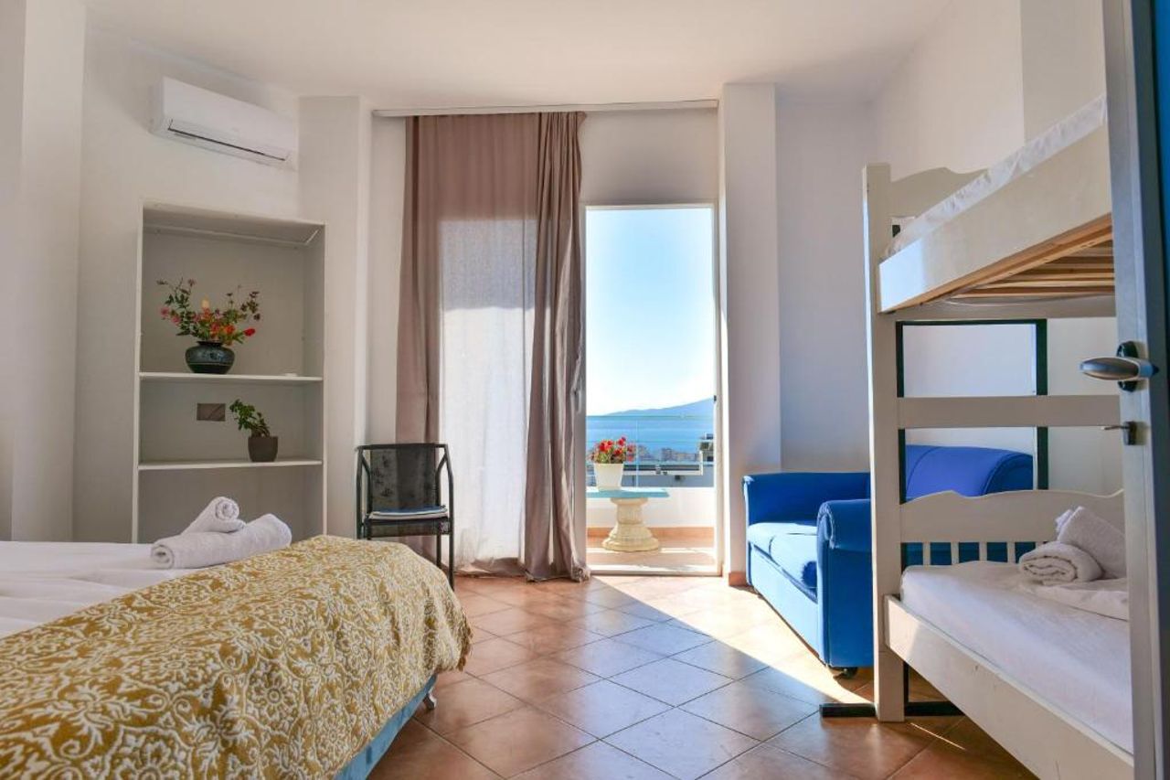 Hotel Leon Sarande