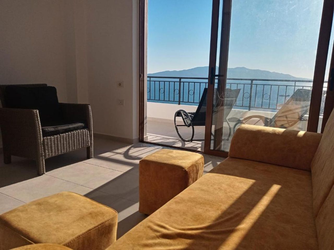 Honeymoon Apartment