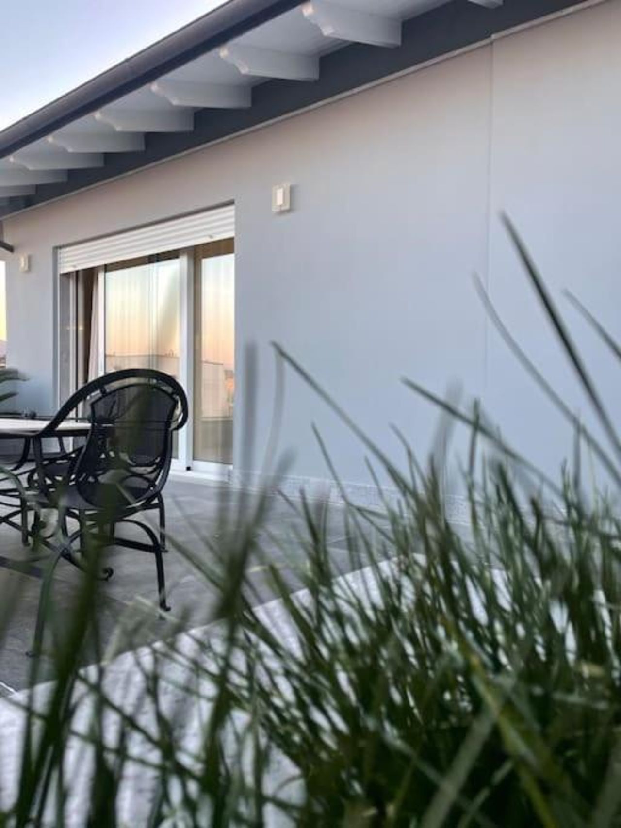 Square INN Deluxe Patio Apartment