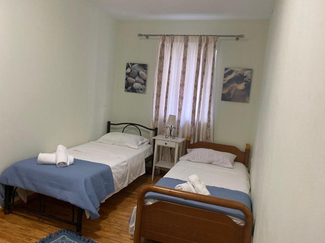 Thanasis house