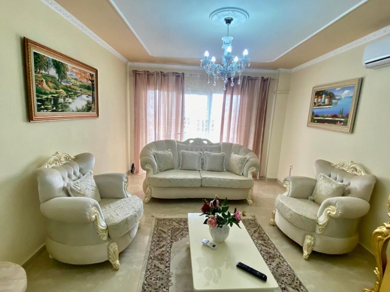 Luxury Suites Pogradec