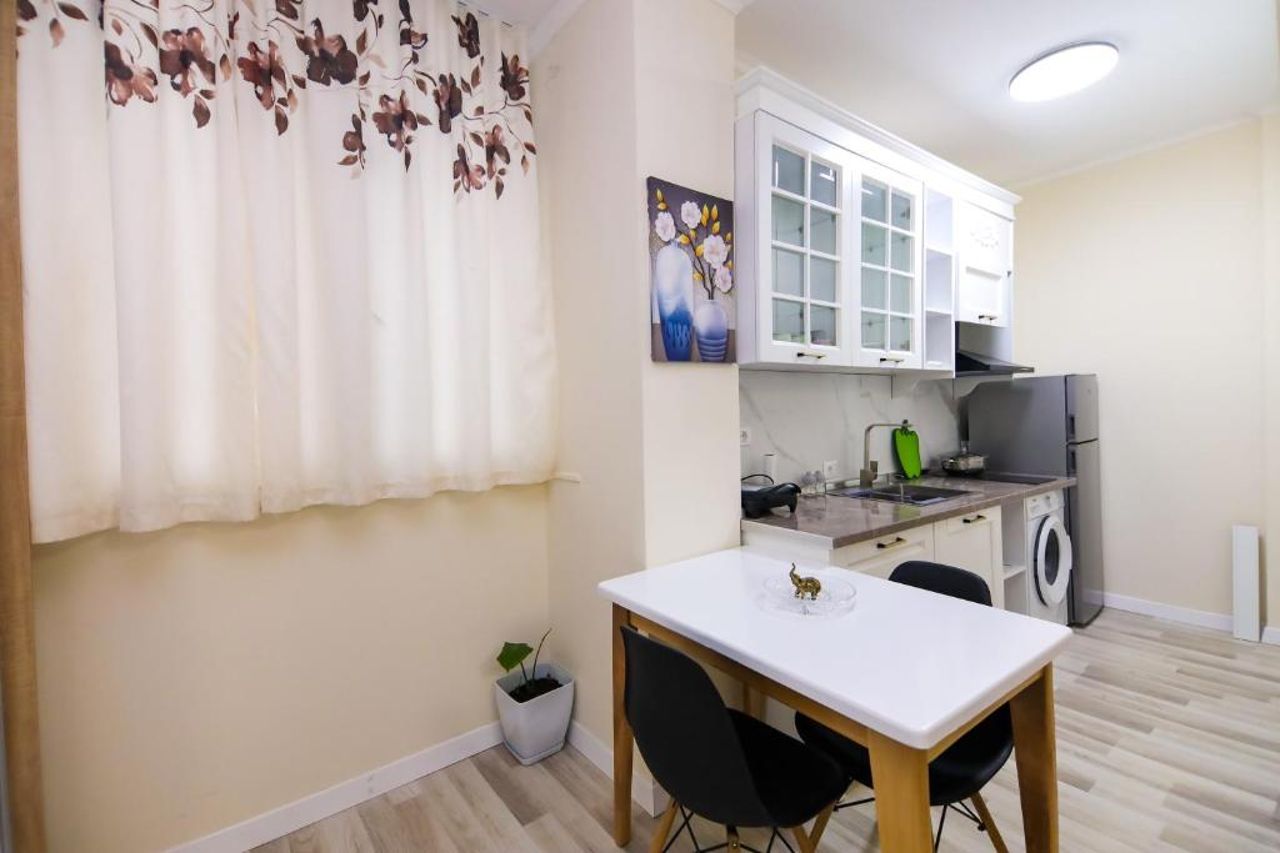 Nazari Apartment 1