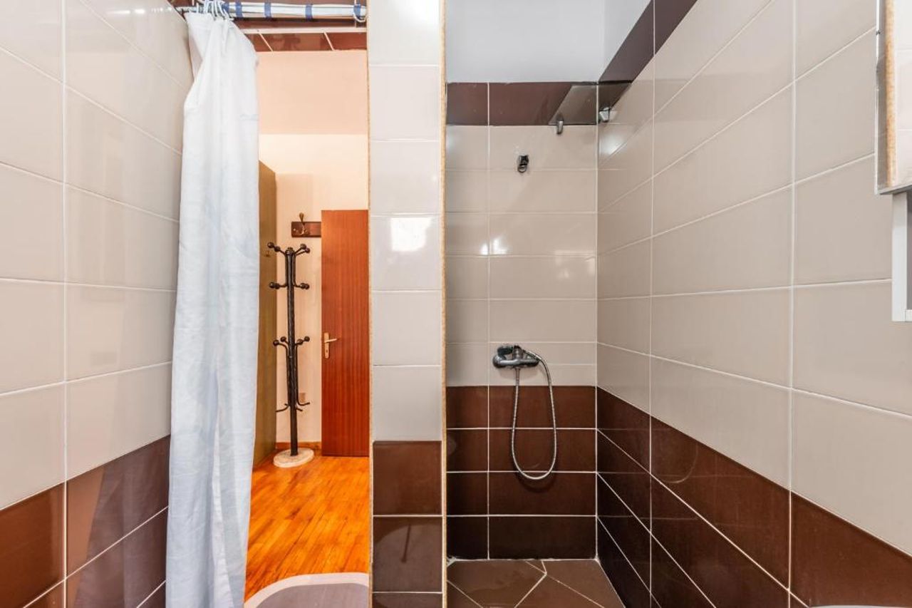 Vintage and warm 2BR apartament in Tirana