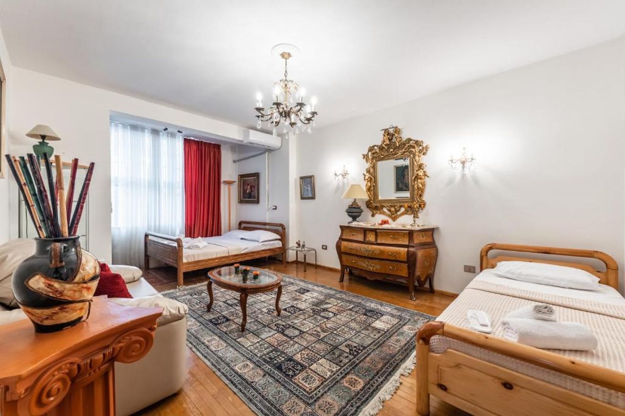Vintage and warm 2BR apartament in Tirana