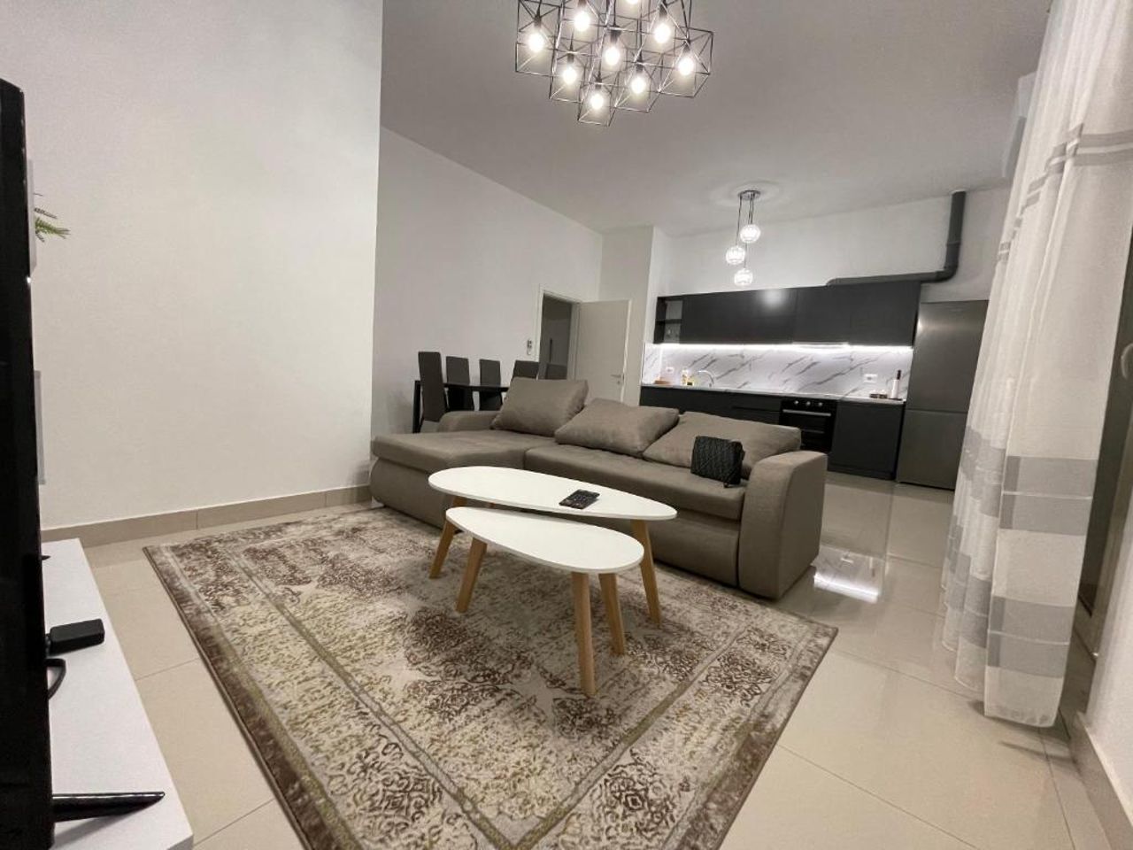 Westwood 2Bd Apartments