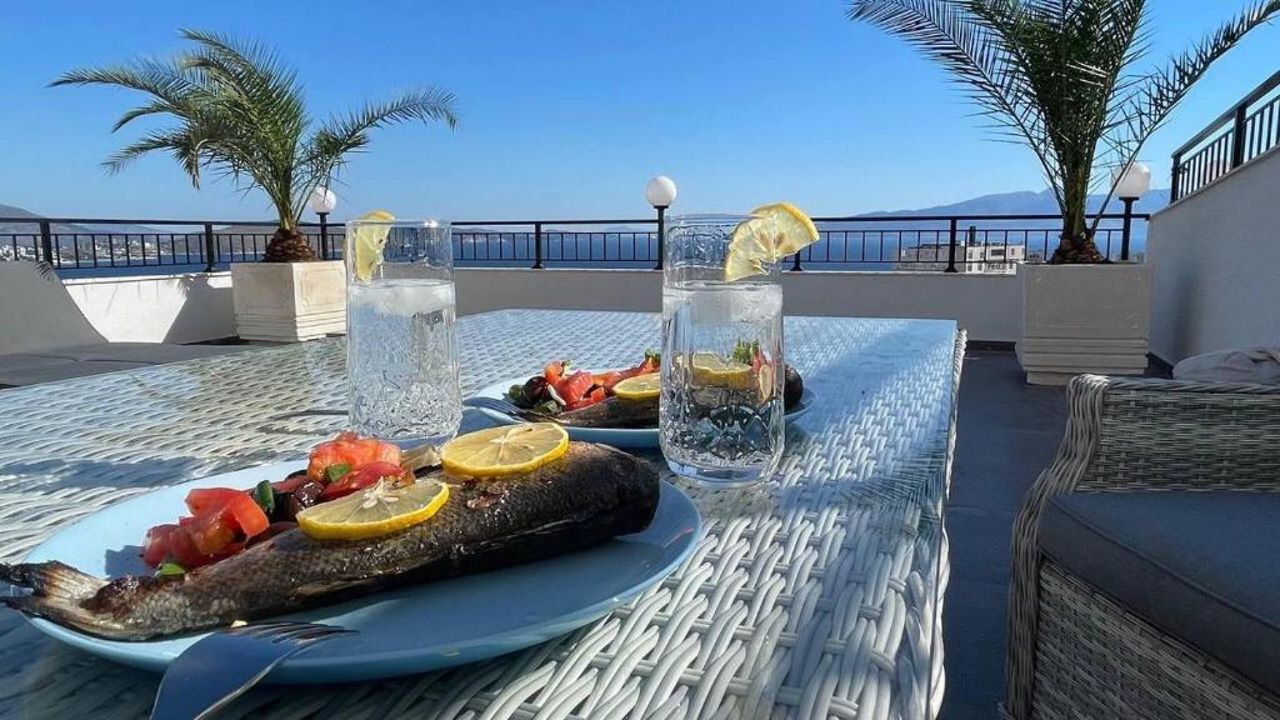TEUTA- Luxury Penthouse 200m2