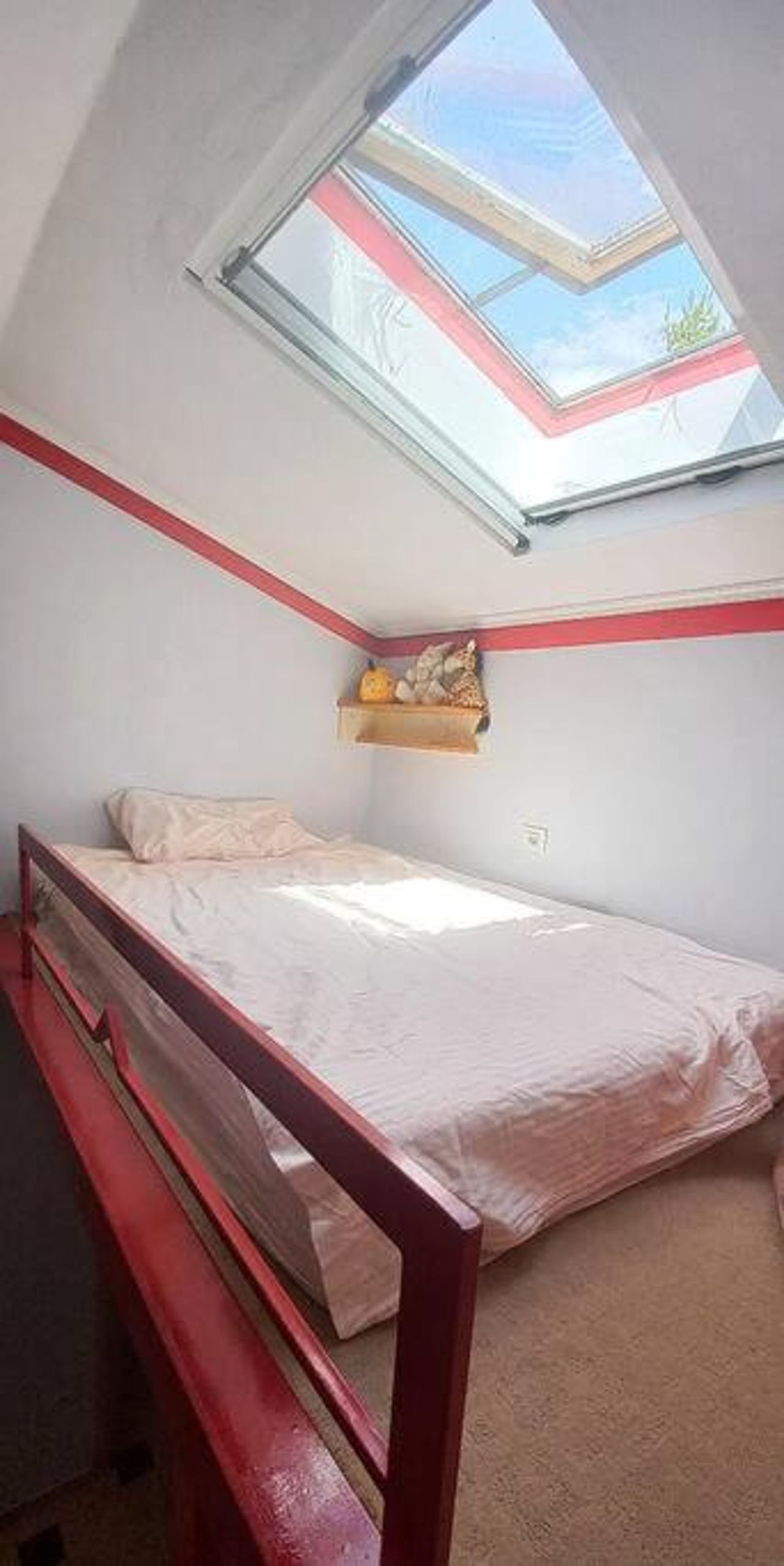 Durres, Golem Beach House