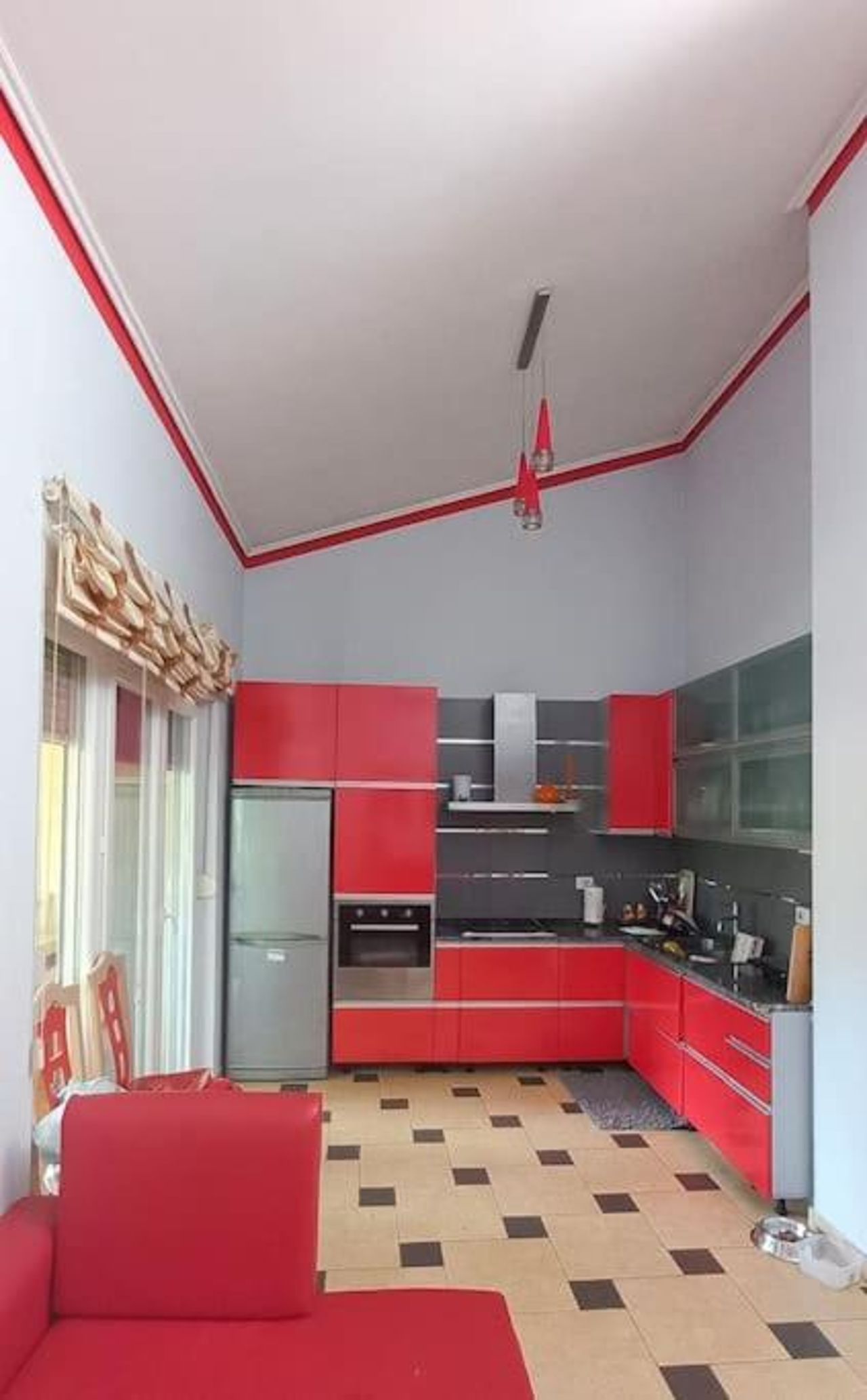 Durres, Golem Beach House