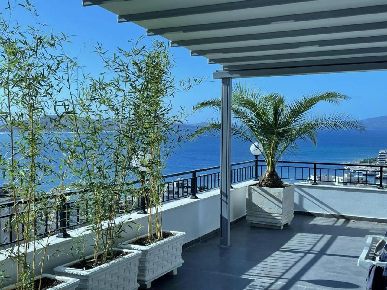 TEUTA- Luxury Penthouse 200m2