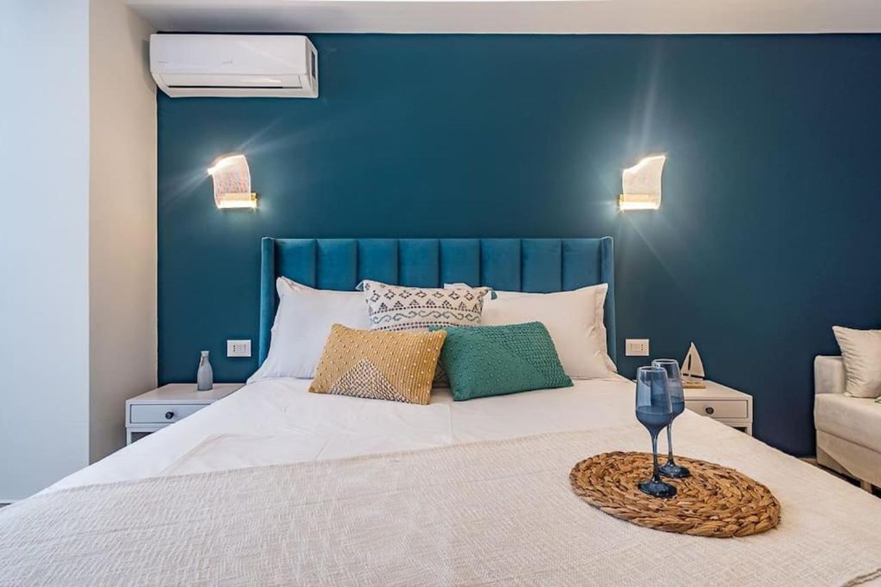 New* Chic Apartment- Heart of the Center of Himara