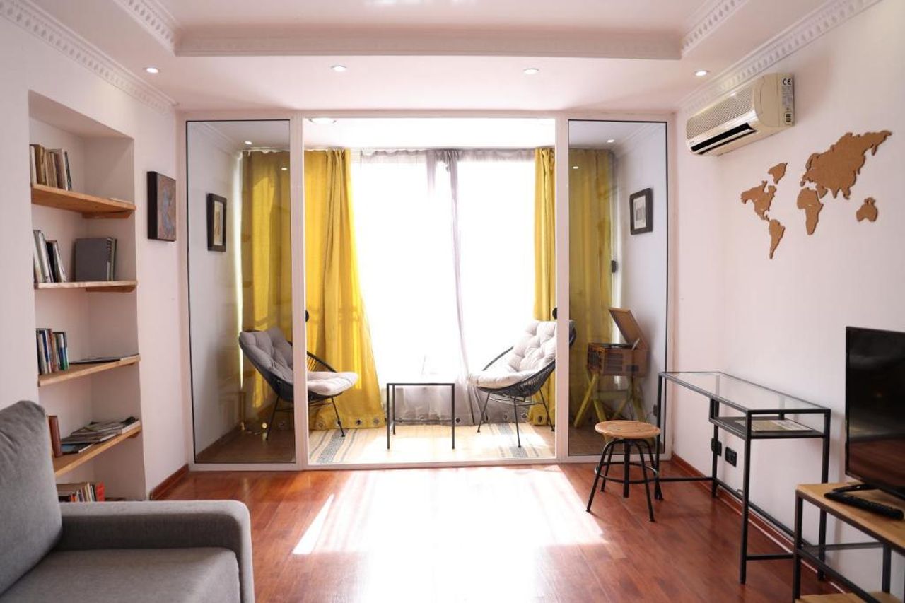 Hoja Apartments