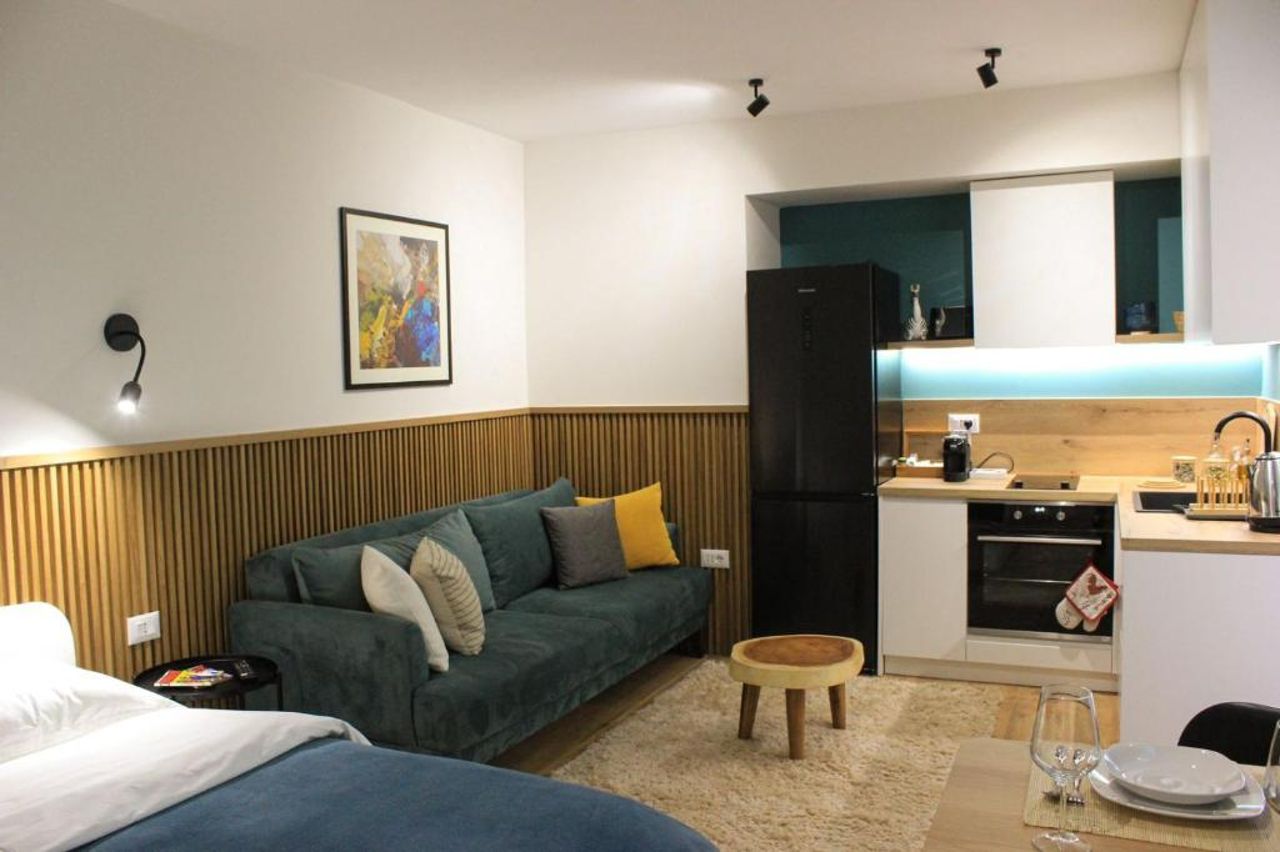 Studio in Tirana