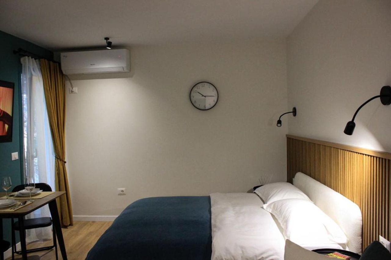 Studio in Tirana
