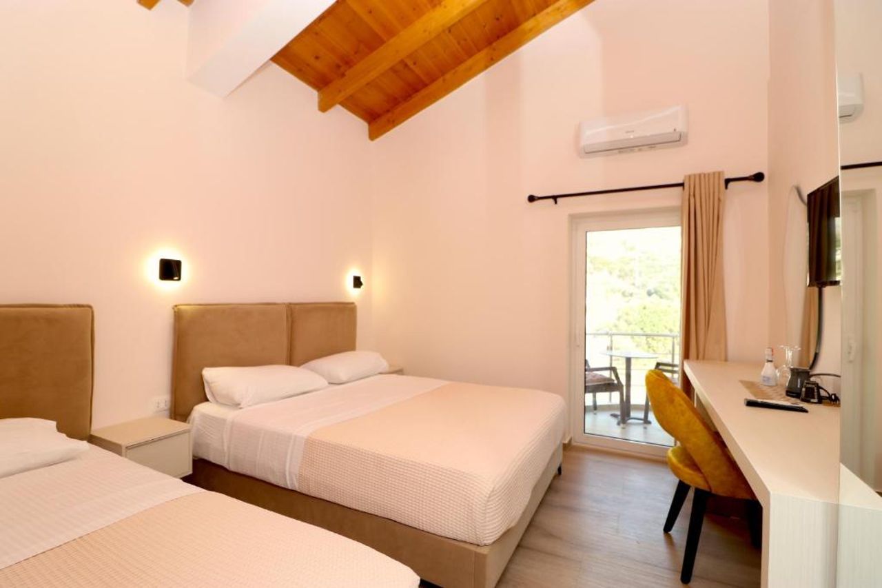 Fegi Rooms