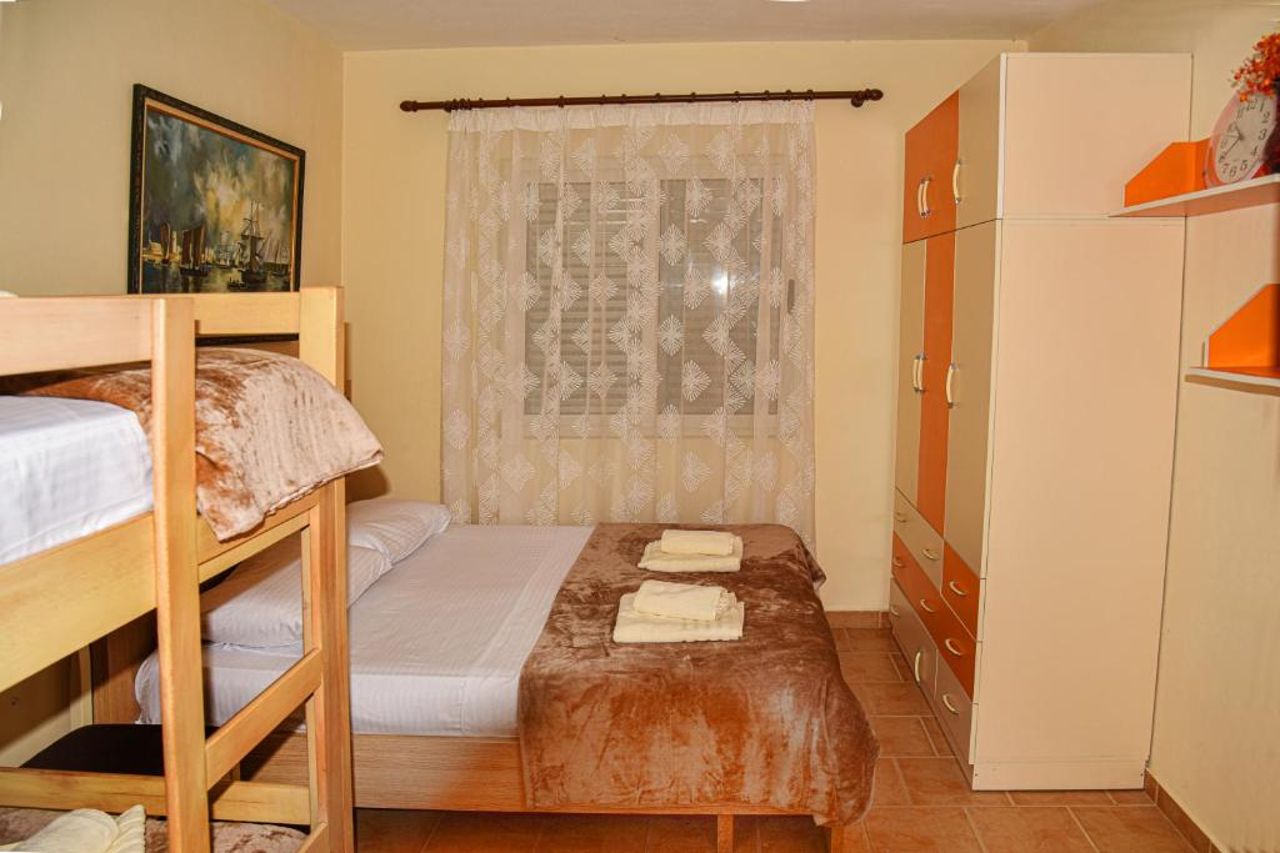 White Sea View Apartment Velipoje