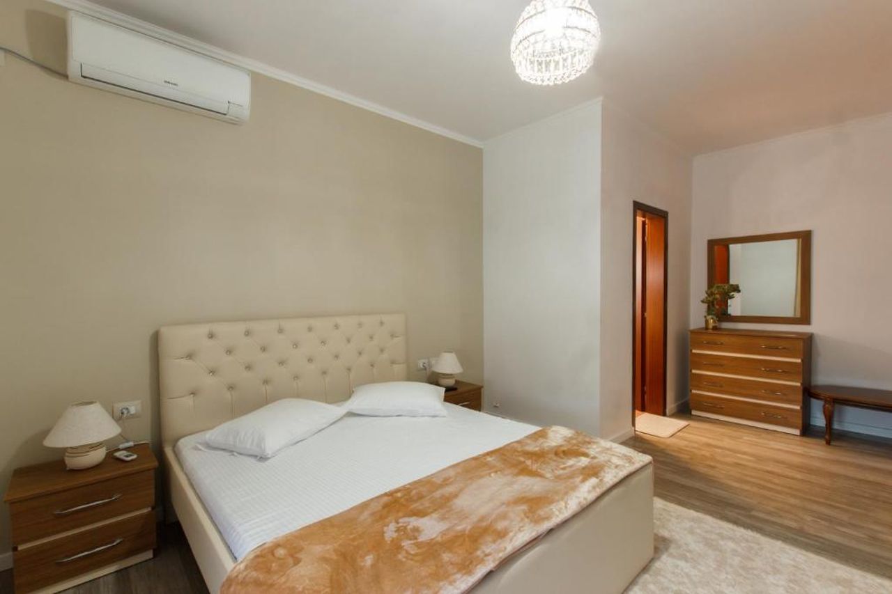 The Luxe Apartments