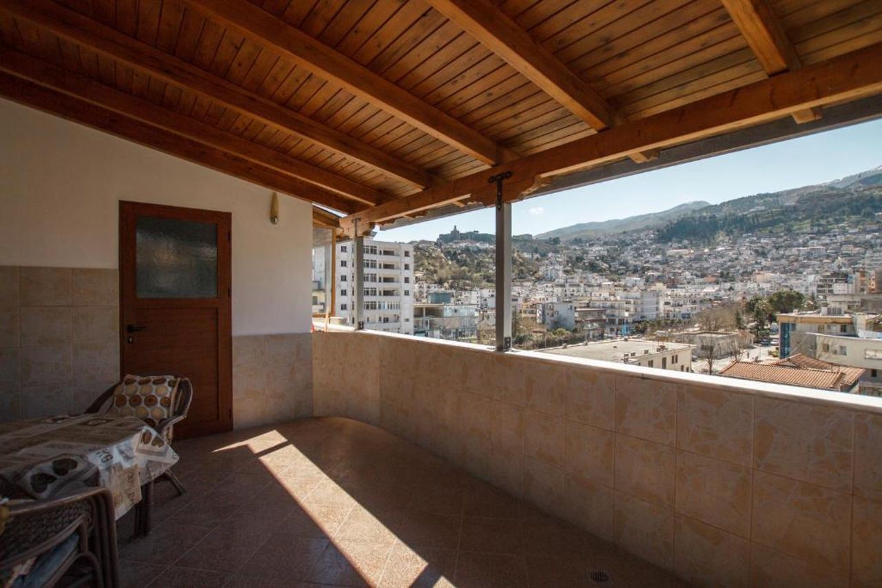 The Luxe Apartments
