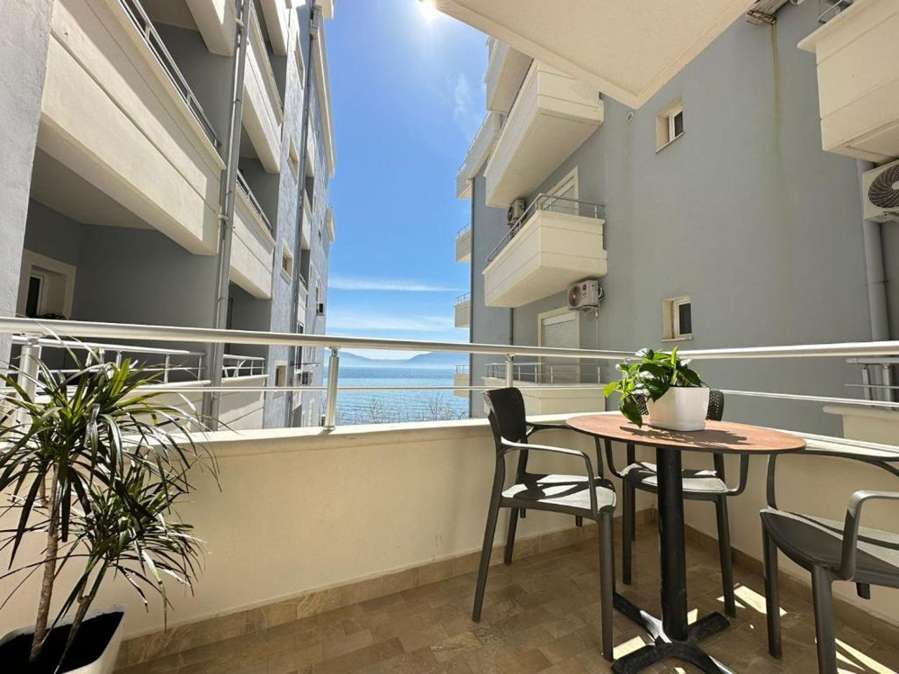 TreA Accomodations - On Private Beach with sunbed & umbrella