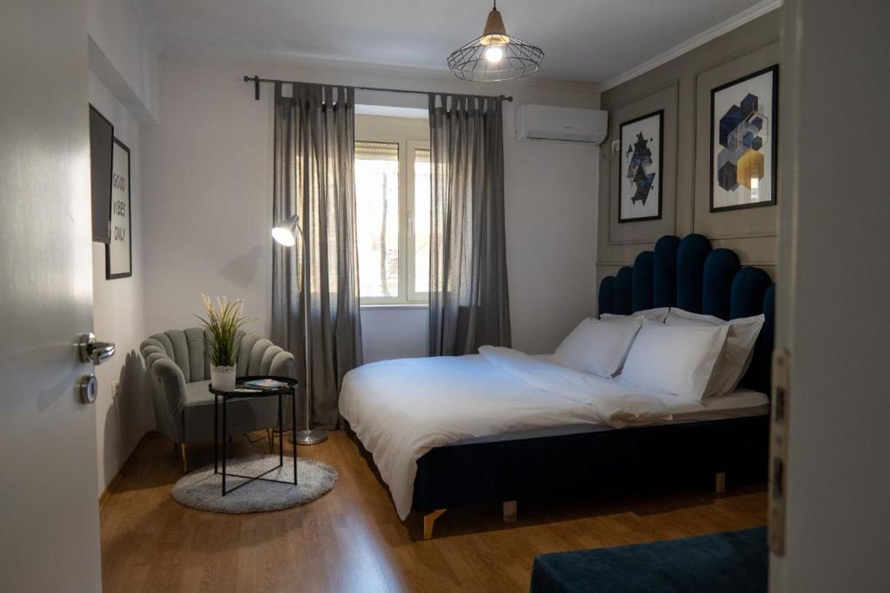 Blue Gold Apartment in Tirana Center - THE NEST
