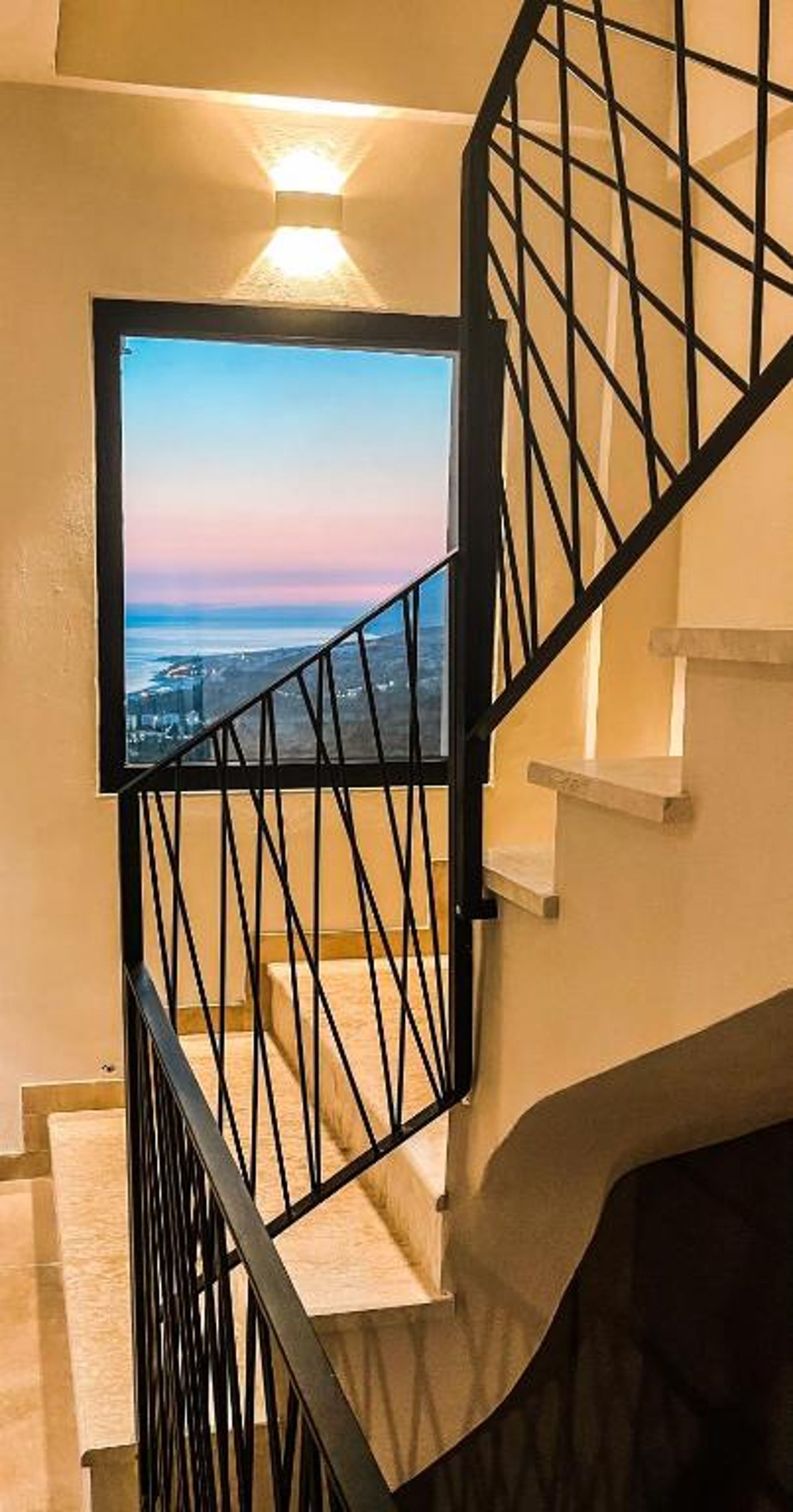 Gogo's Boutique Hotel