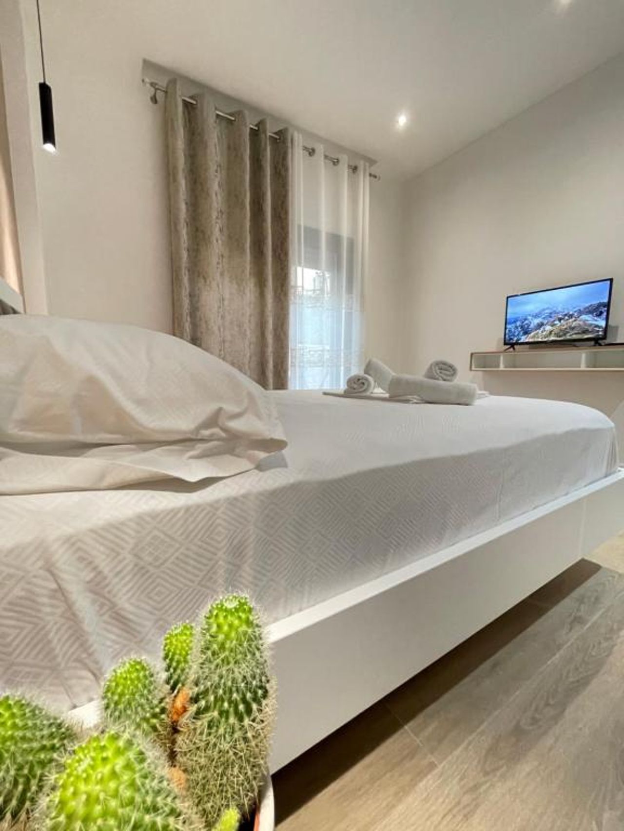 Arial Trinity Suites