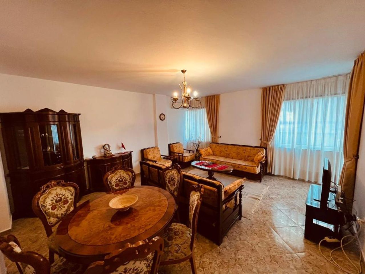 Apartment in the Tirana center "Blloku" - above Bar Xixa