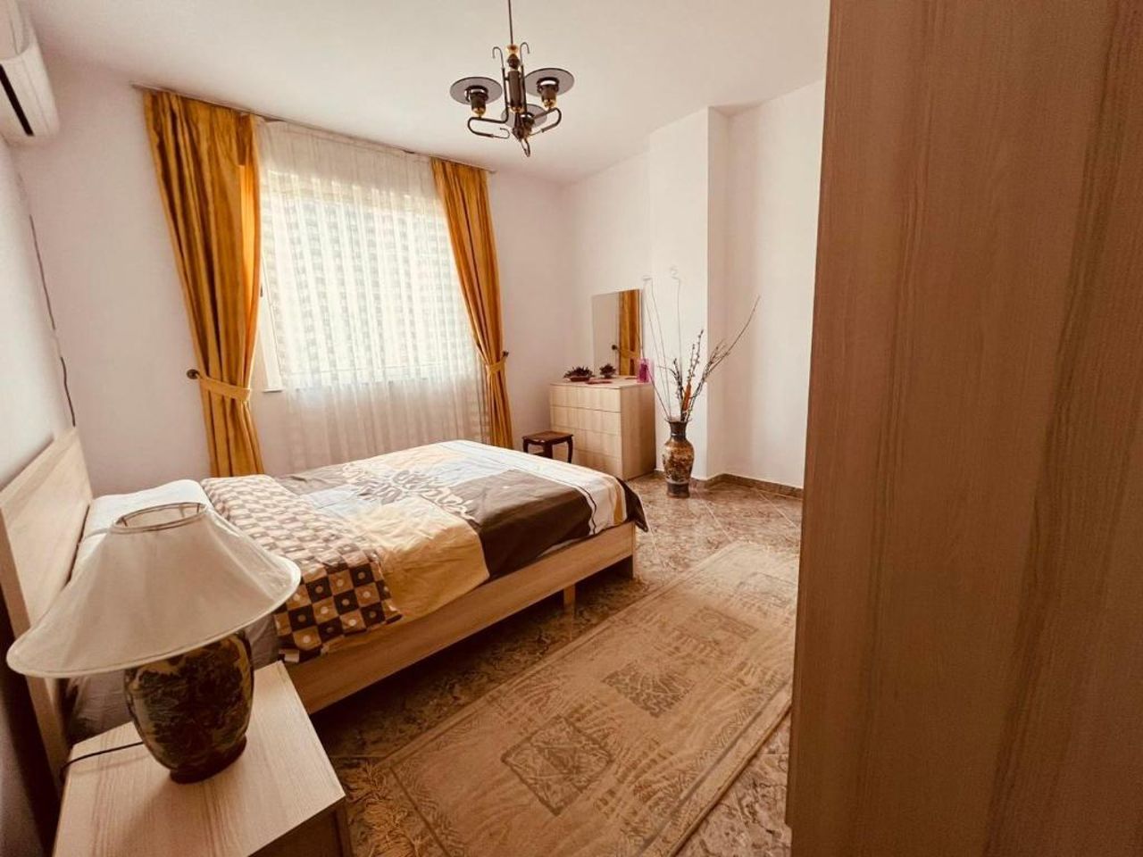 Apartment in the Tirana center "Blloku" - above Bar Xixa