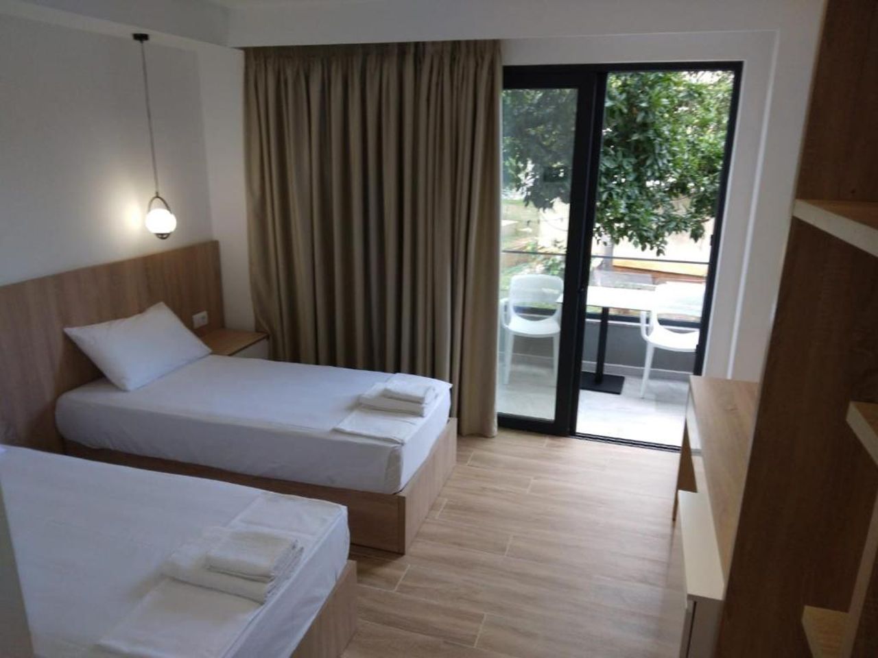 Hotel Ksamili