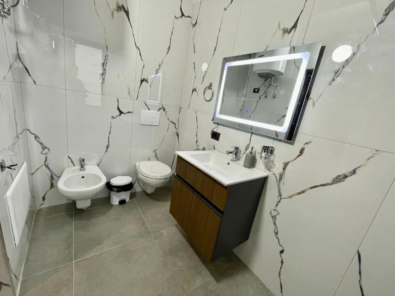 Keon superb studio apartament