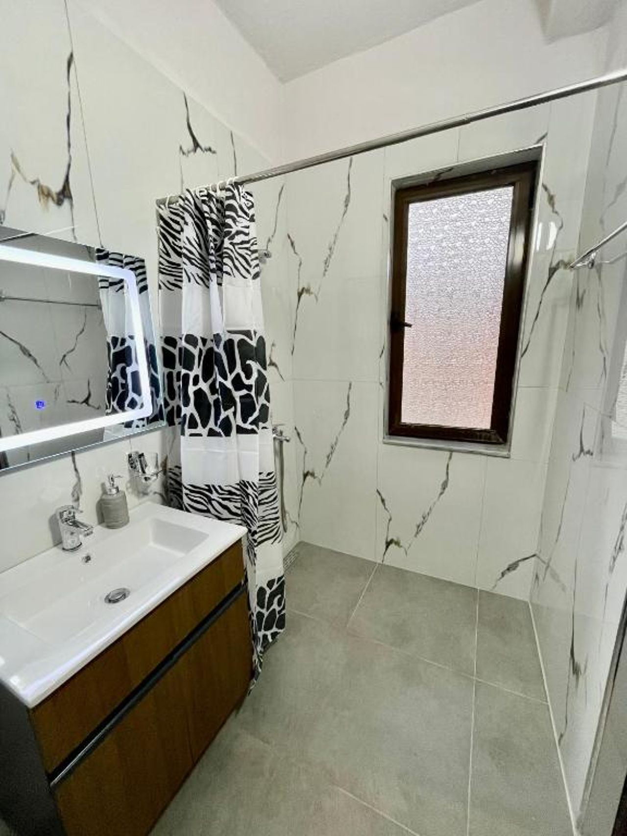 Keon superb studio apartament