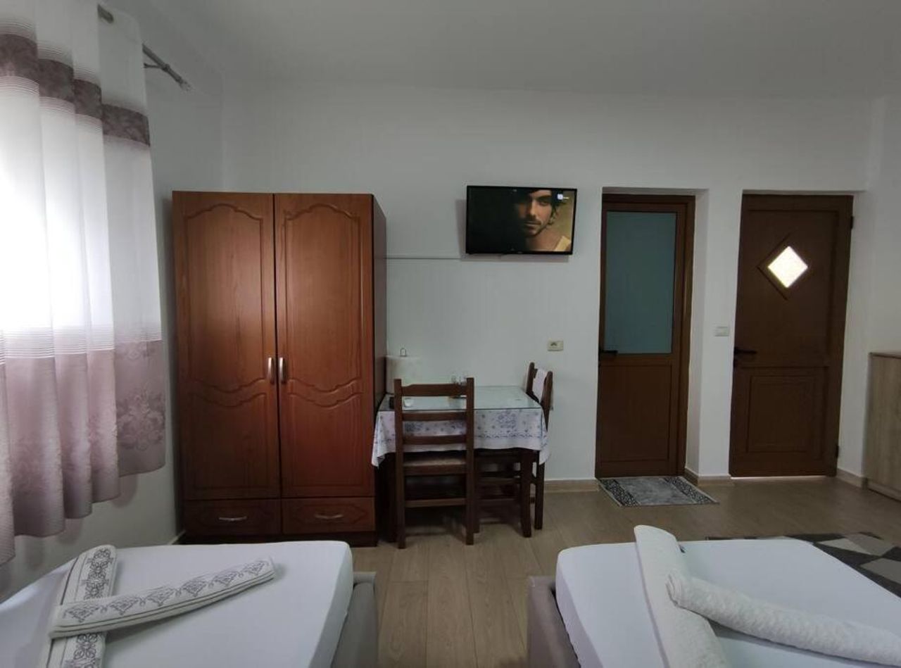 Dona's Studio Apartment