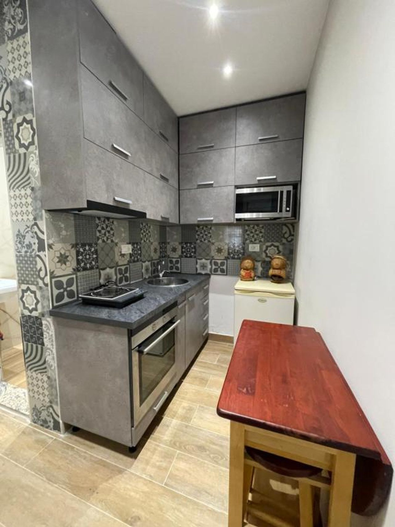 Modern 1 Bedroom City Apartment