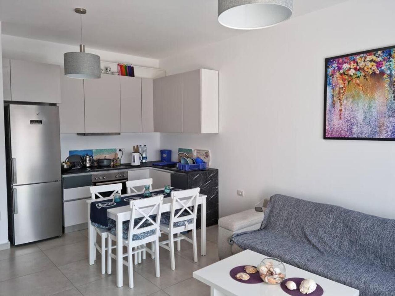 Lisa's apartment- a place to be!