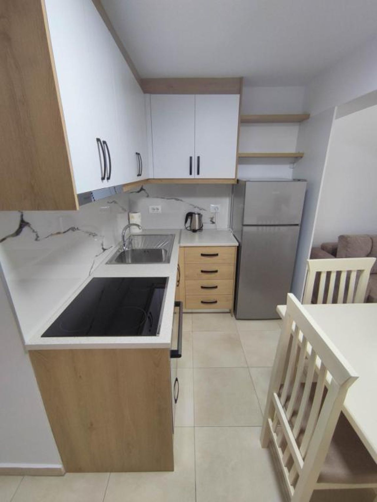 Rose Apartment