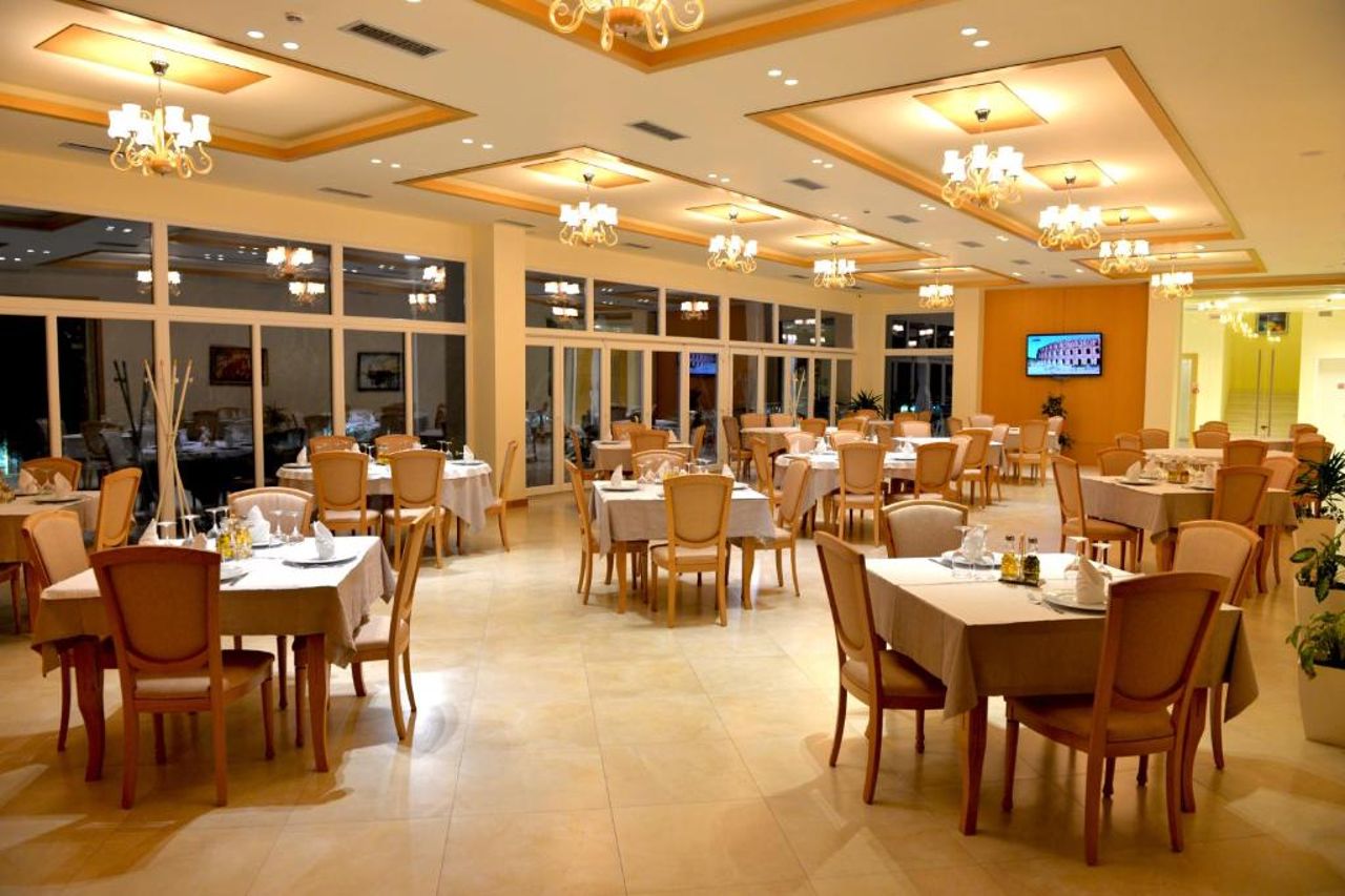 Grand White City Hotel