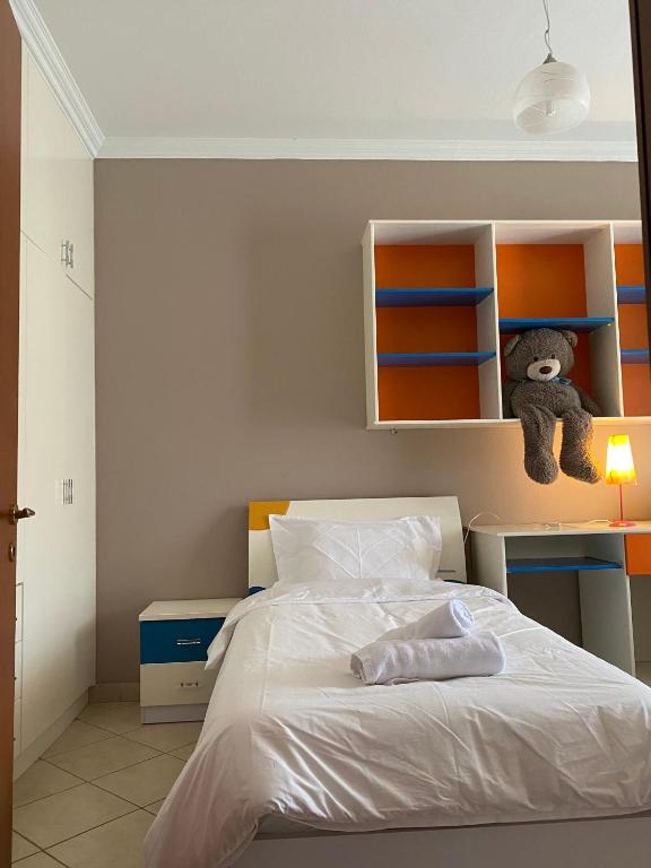 Cloud8 Apt with Castle View, 7km from the Beach