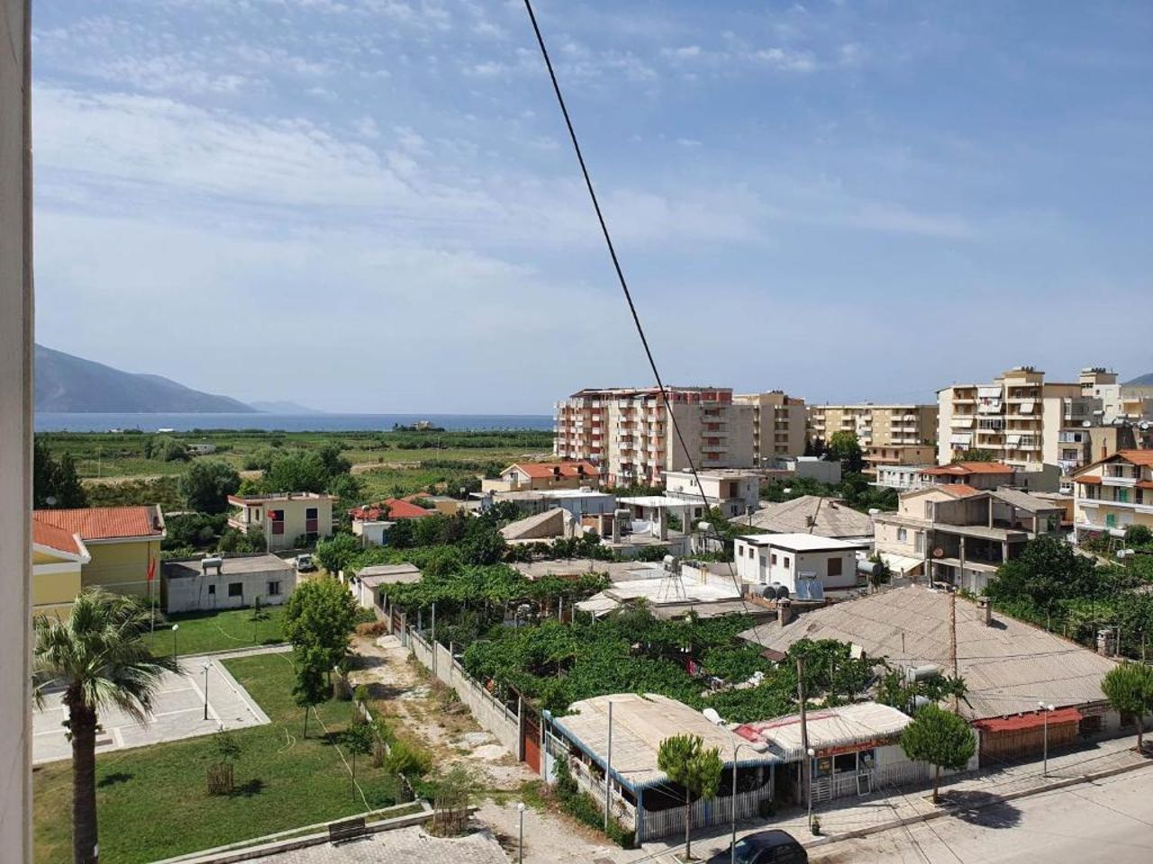 Mountain Meets Sea-Spectacular View in Orikum Apartment