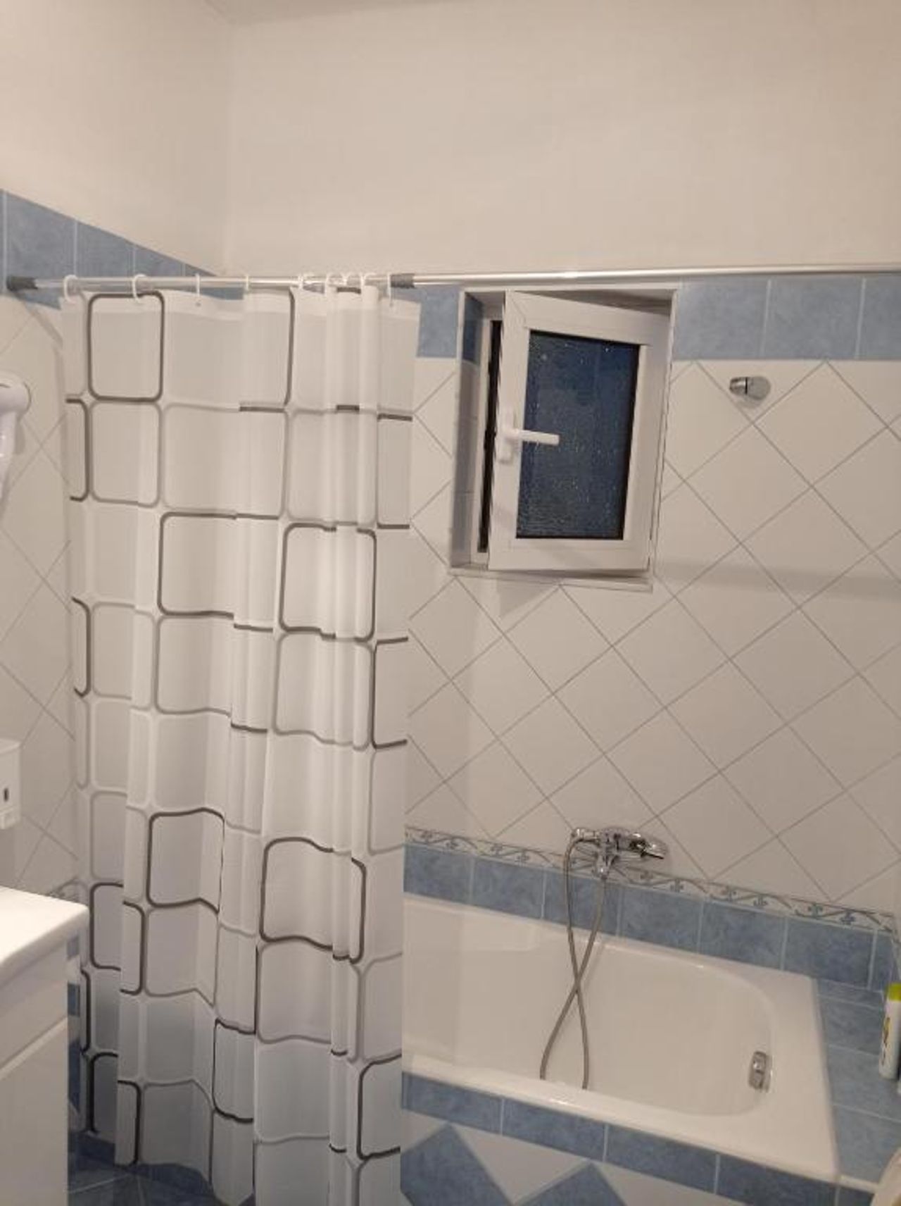 Alex apartment