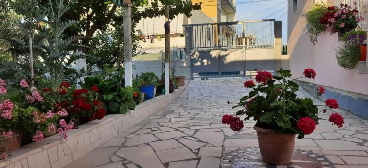Kristel Holiday Apartment