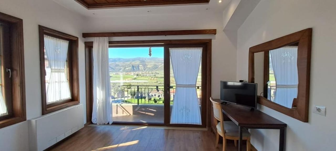 Pupa Winery Serene Stay