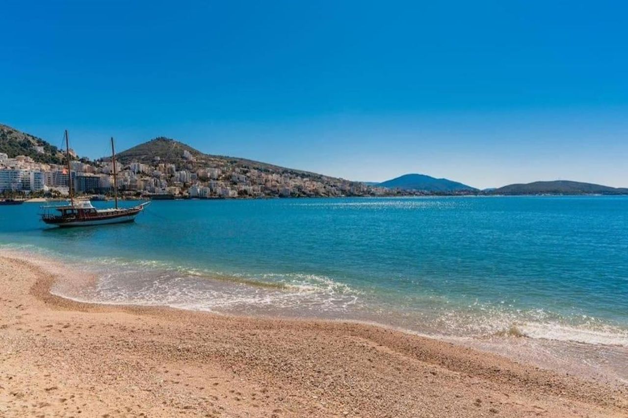 Saranda Cozy Relax New Apartment-Rare Find