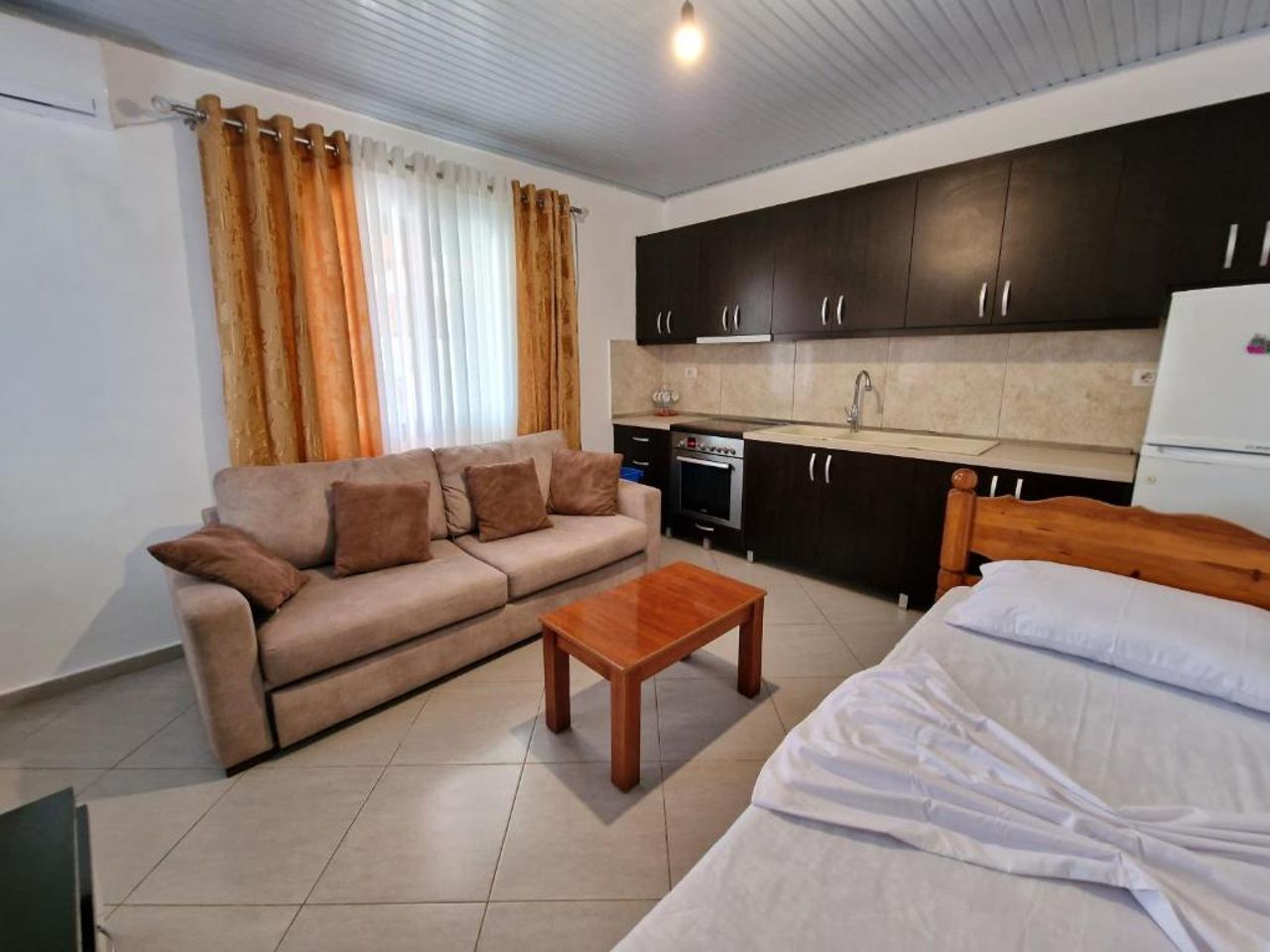 Villa Bani