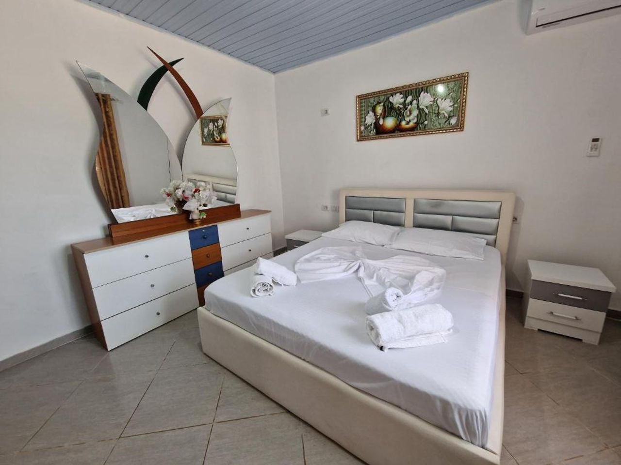 Villa Bani