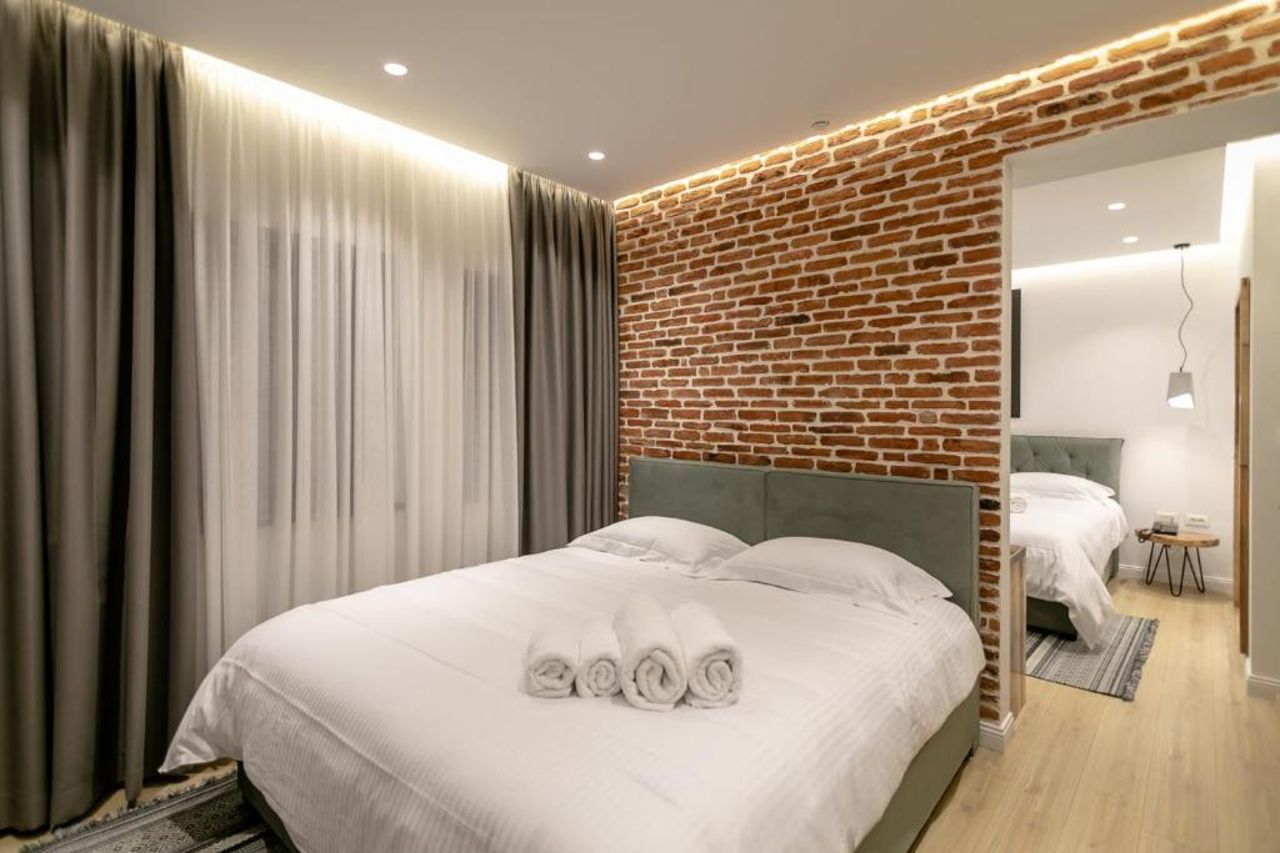 Elegance Boutique Hotel