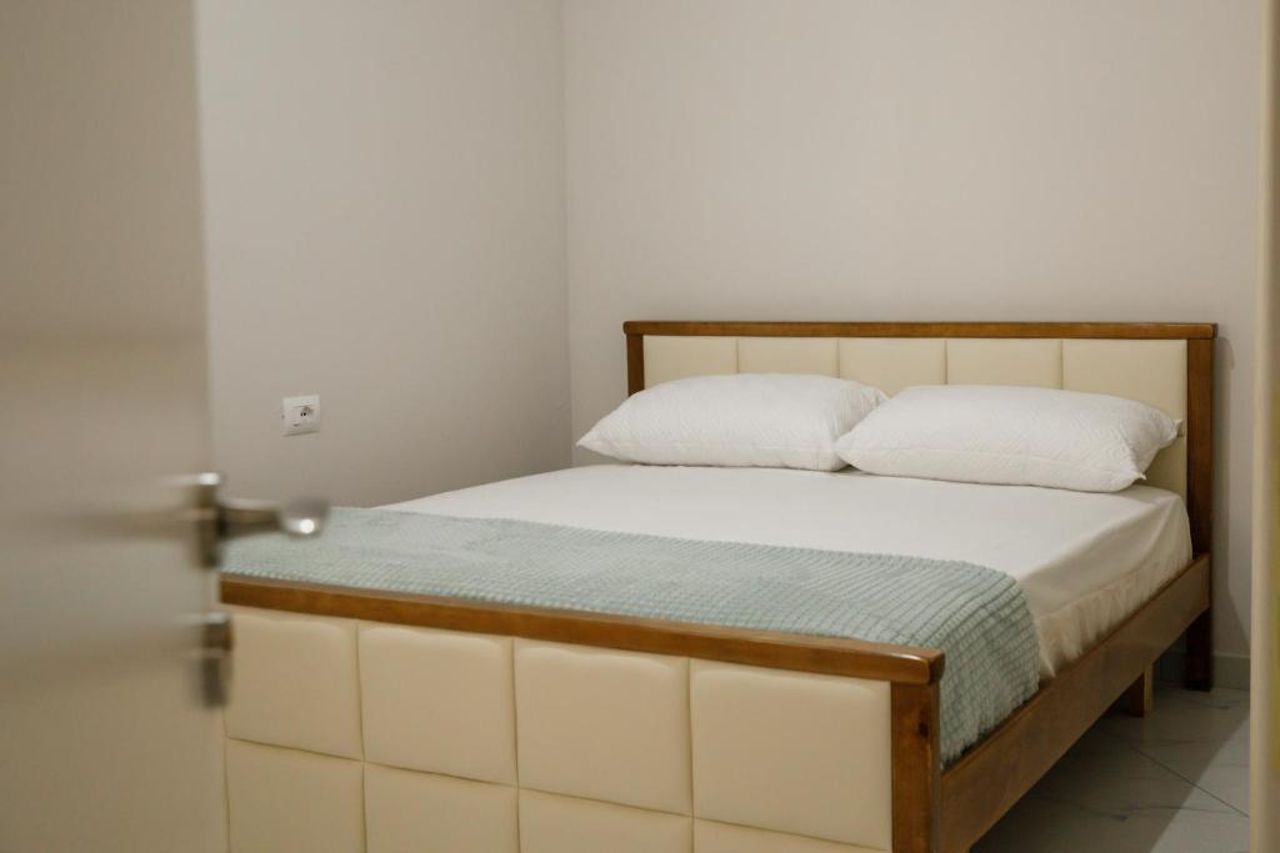 Logli Apartments