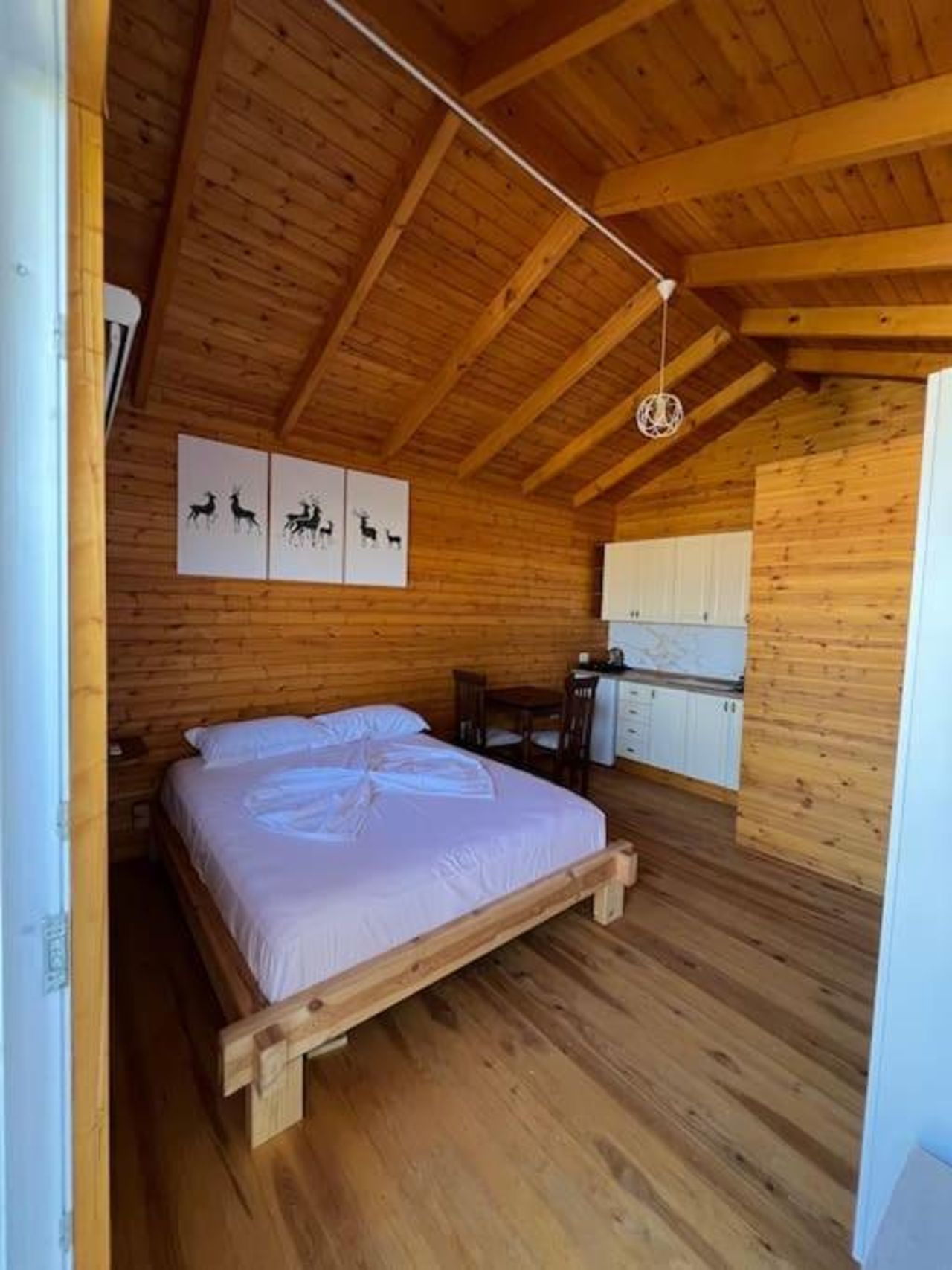 Jupis Chalet