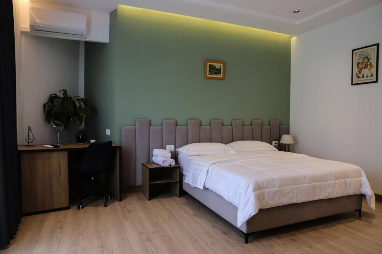 Hotel Blini