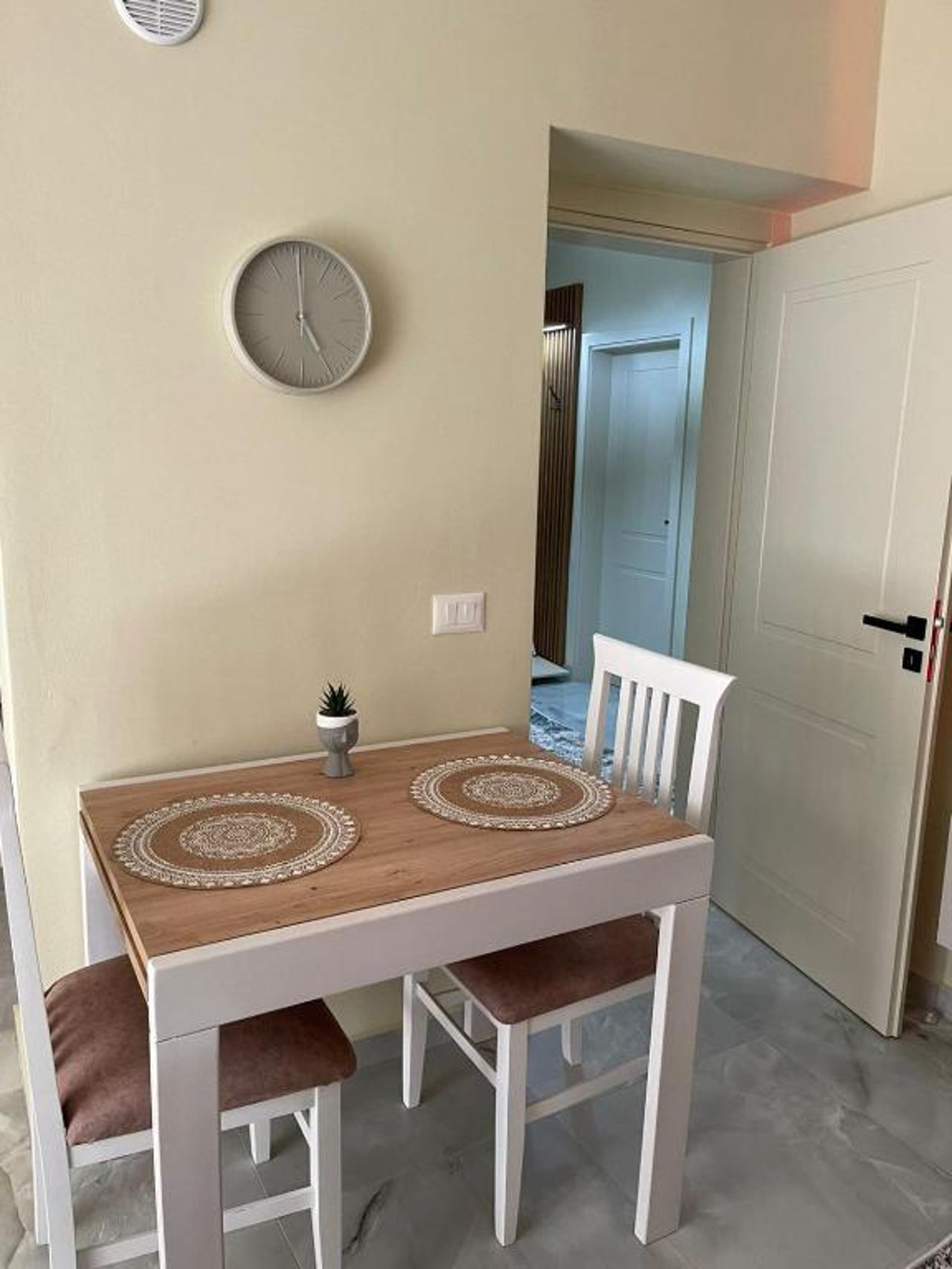 ThePlaceForYou Central Apt