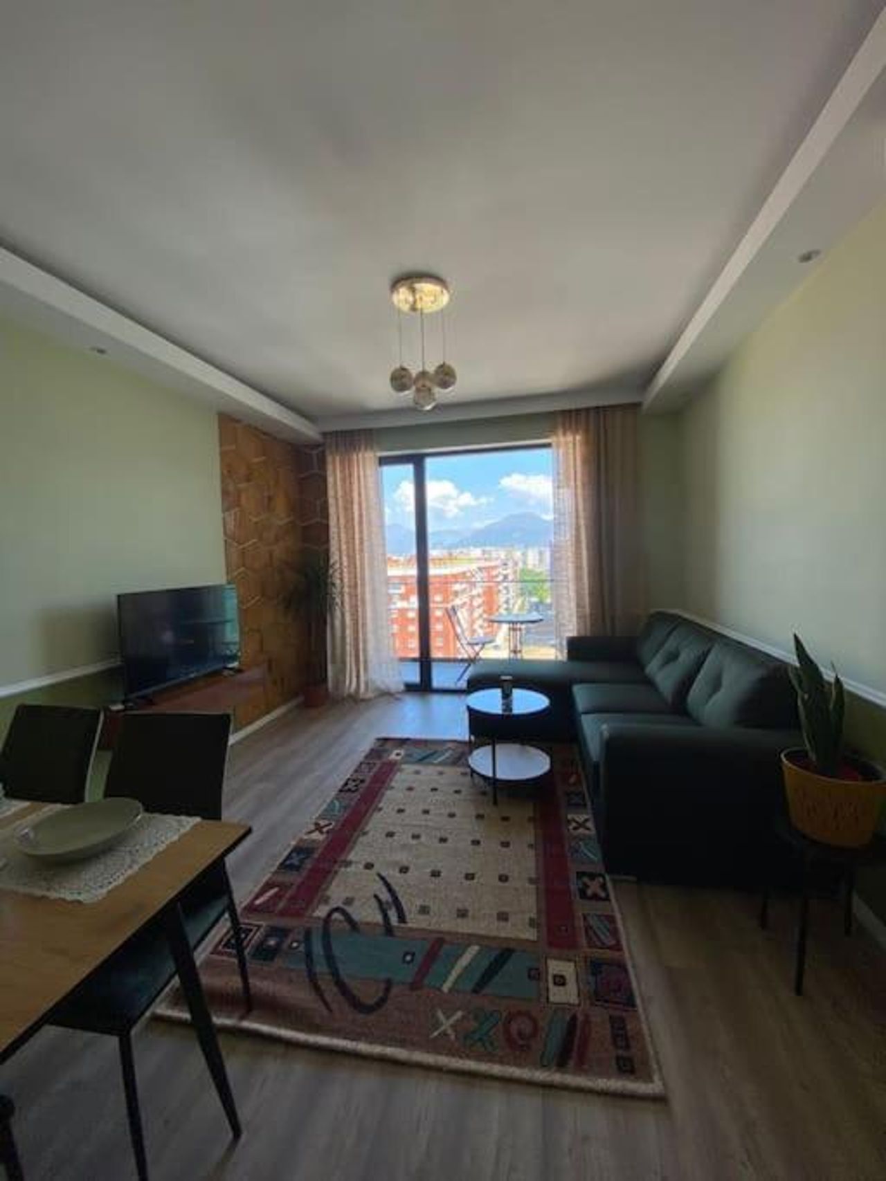 Sara green apartment