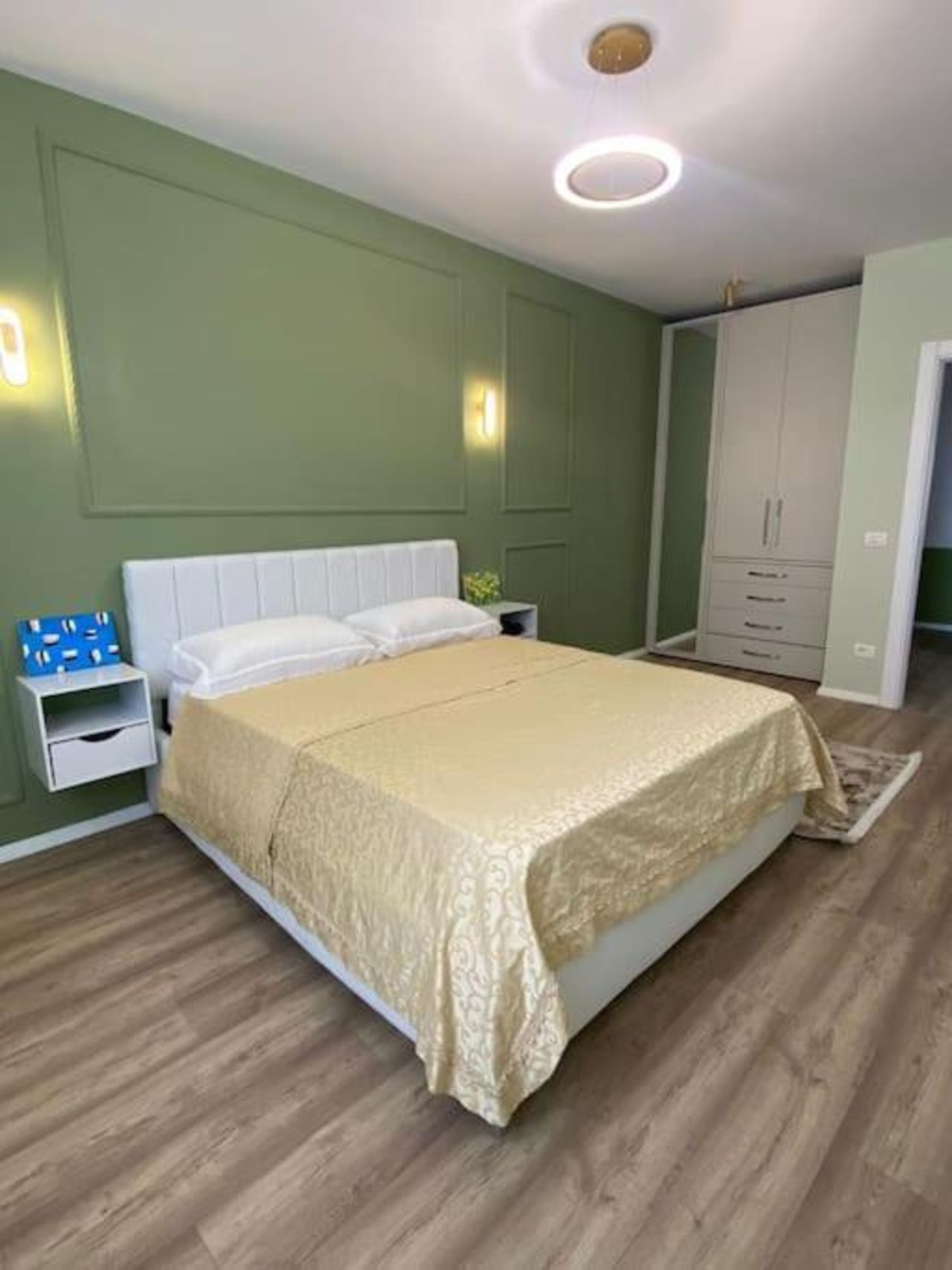Sara green apartment